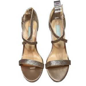 Betsey Johnson Tiffany Wedding Collection Stiletto Heels Sz8